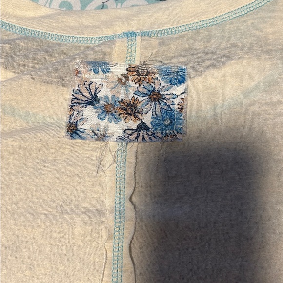 186: POL NEW TOP NWOT - Picture 2 of 2